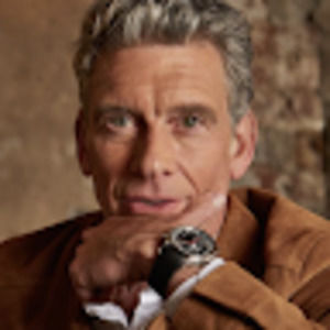 Meet your Posher, Derek